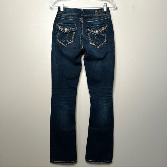 Silver Suki Slim Bootcut Mid-rise Embroidered Dark Wash Denim Jeans - Picture 6 of 16